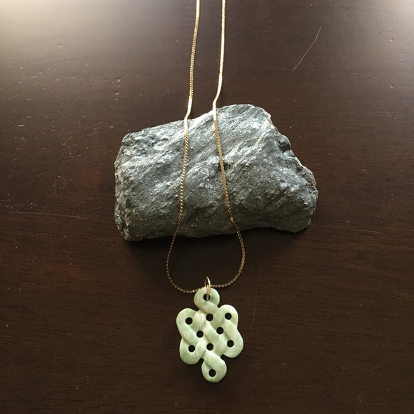 Aventurine Necklace - Picture 2 of 6